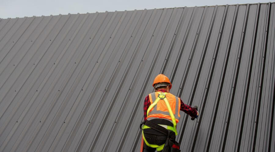 Professional gutter cleaning in Rogers, ND